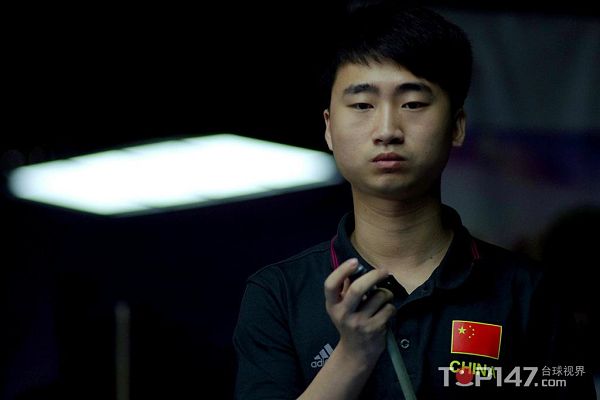 米兰体育总监：亚沙里和莫德里奇关系很好，他经常和莫德里奇交流